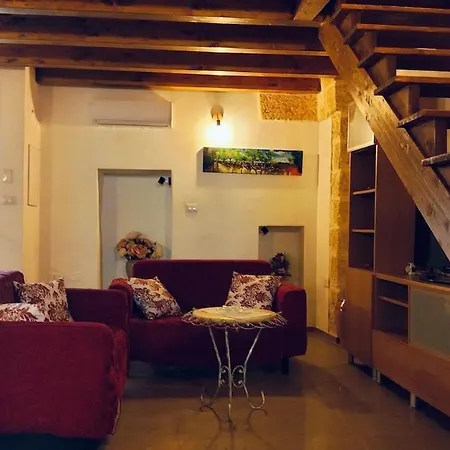 A Casa Ti Nonni 公寓